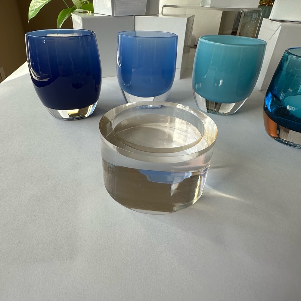 Glassybaby Acrylic Display Round Stand